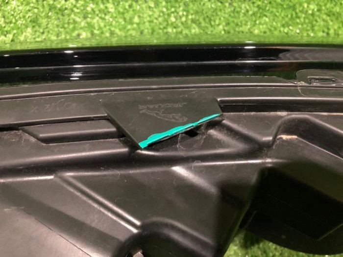 Фара правая Jaguar E-PACE (2017-2021) LED