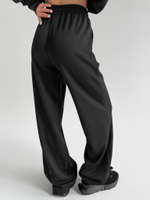 Костюм спортивный Mirana из укороченной толстовки и широких брюк на резинке