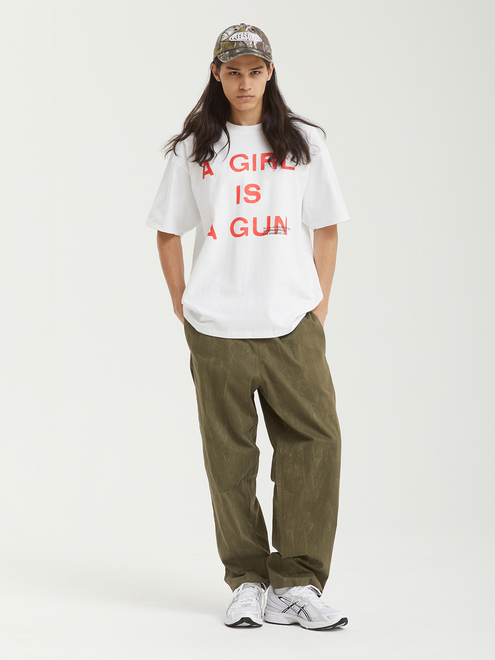 Мужская Футболка Girl Is A Gun