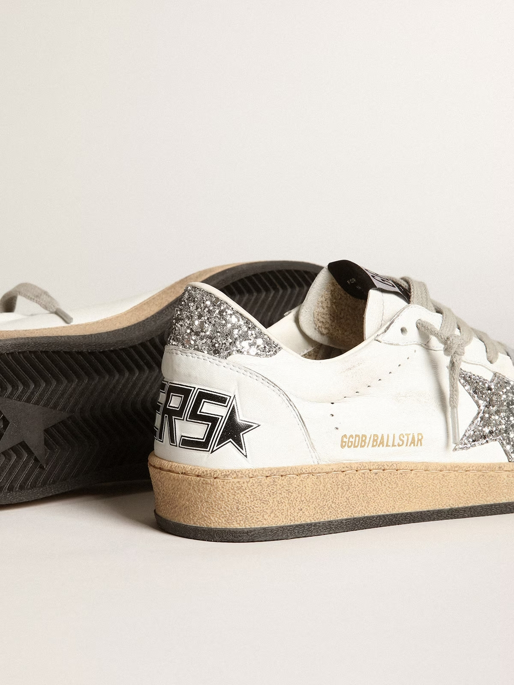 Ball Star in nappa with white star and glitter heel tab