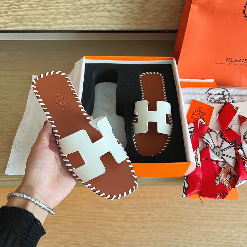 Hermes Oran Sandal