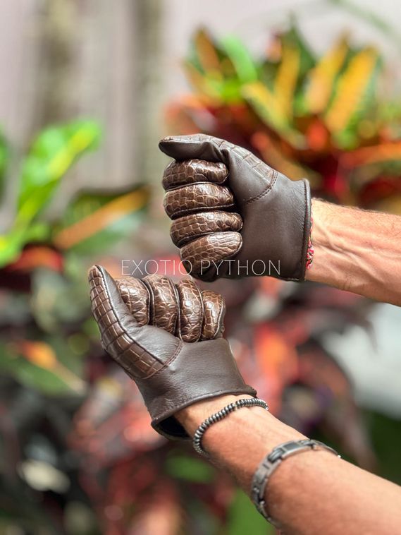 Перчатки из крокодила AC-122