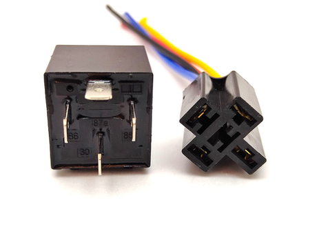 Реле 4-контактное 40A/12VDC в сборе с колодкой
