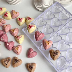 545 | Форма "Сердце с гранями" (275*175 мм)