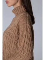 Водолазка с косами