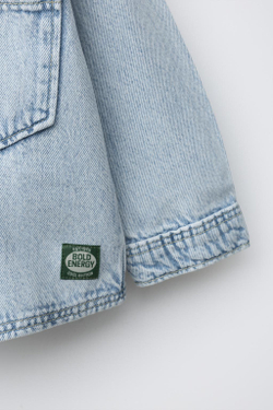 ZARA ДЖИНСОВАЯ КУРТКА-РУБАШКА С КАПЮШОНОМ, ГОЛУБОЙ