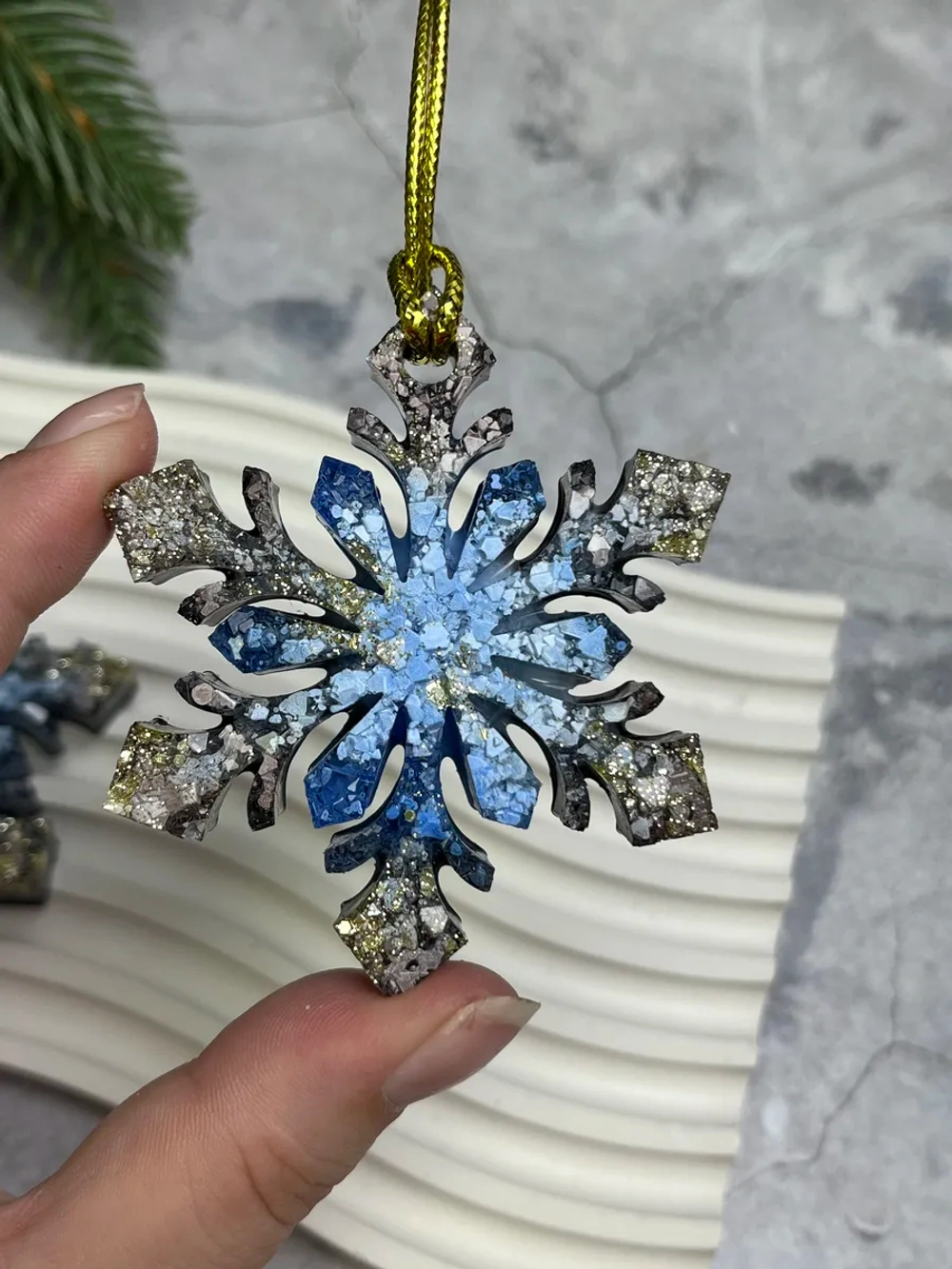 Набор новогодних елочных игрушек Снежинки 2 шт