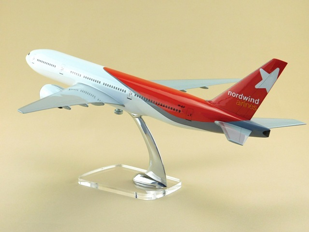 Модель самолета Boeing 777-200 (М1:144, Nordwind)