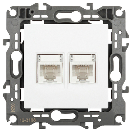 Розетка ЭРА Серия 12 12-3108-01М информационная двойная 2XRJ45 белый матовый