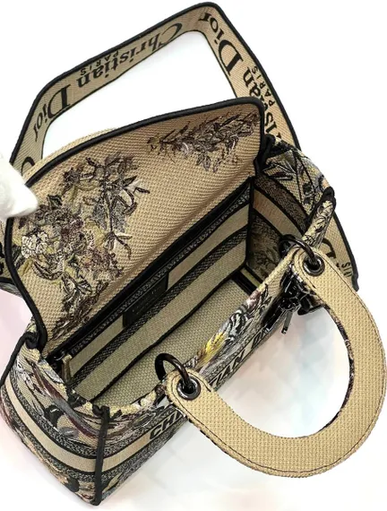 Женская сумка Dior Lady D-lite, модель среднего формата бежевый