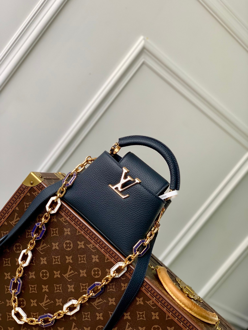 Louis Vuitton Capucines Mini