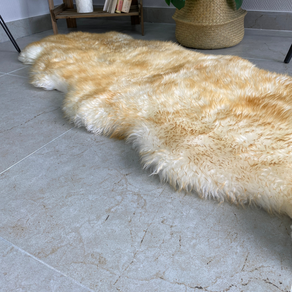 Шкура коврик меховой прикроватный овчина, 200х60 см.