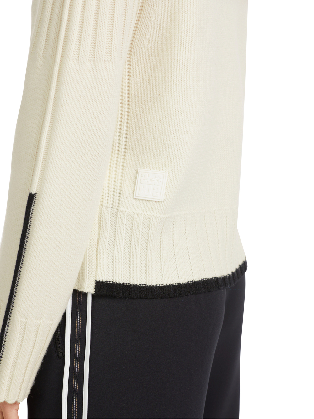 Marc-Cain-Sp_HerbstWinter-2023_110_VS 41.25 M63_4