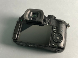 Panasonic Lumix DMC-GH4 8.000 кадров