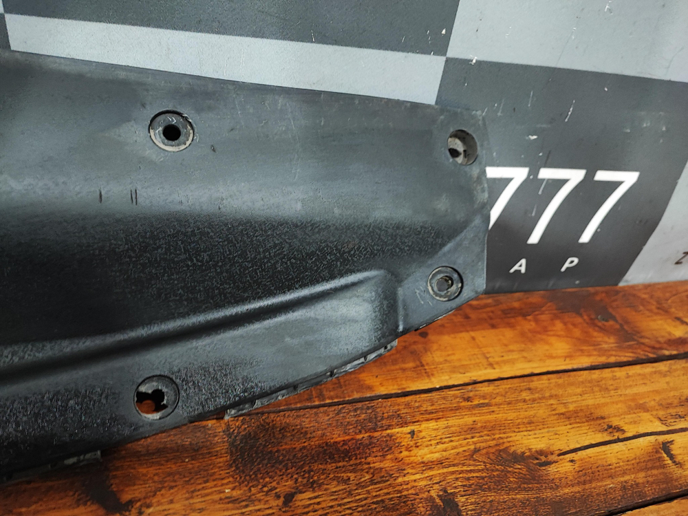 Кожух замка капота Hyundai Santa Fe 3 (DM) 12-18 Б/У Оригинал 863622W000