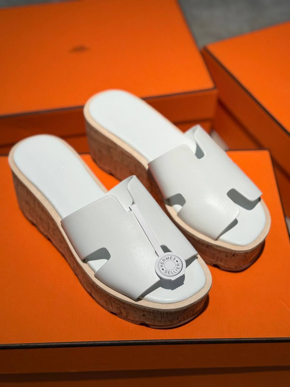 Шлепанцы Hermes