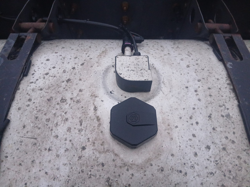 Бак топливный 490L