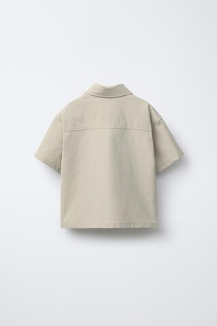ZARA РУБАШКА ИЗ ВЫСОКОТЕХНОЛОГИЧНОЙ ТКАНИ С КАРМАНАМИ, ЦВЕТ ЛЬДА