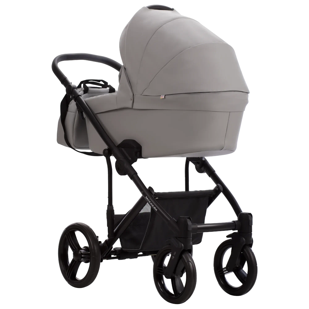 Коляска 2 в 1 Bebetto Magnum Light Pro
