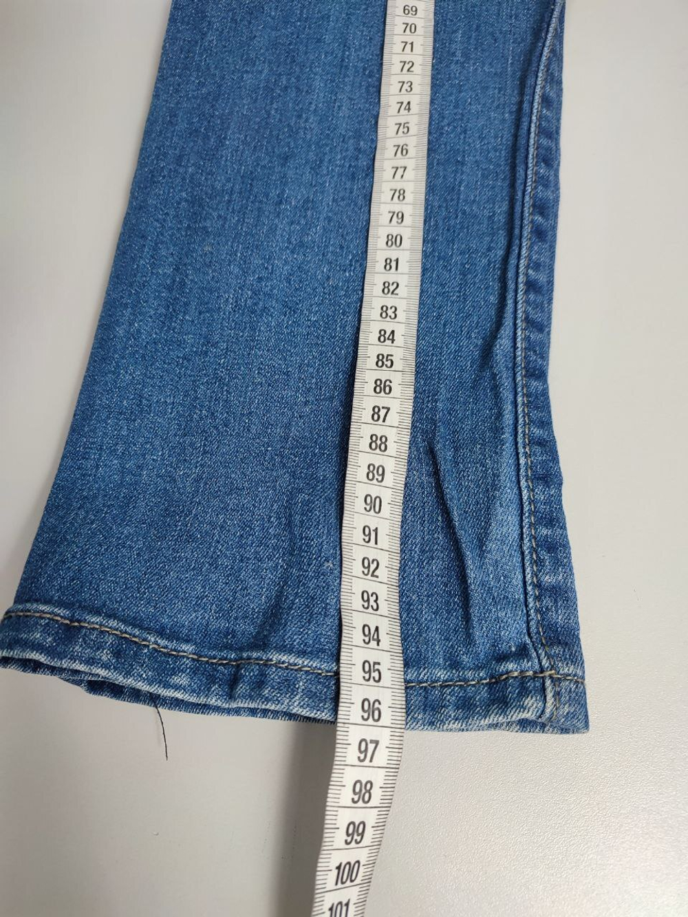 Джинсы Cut&Prel светлые 46 размер