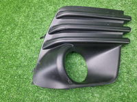 Накладка ПТФ правая Subaru Forester 5 SK (21-нв)