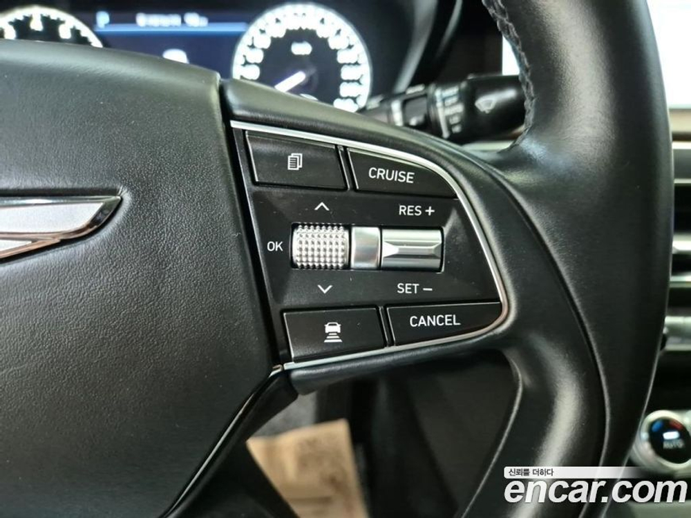 Genesis G90 5.0 AWD (07.2021)
