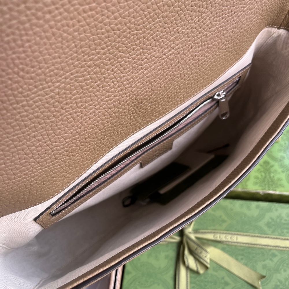 Gucci Jumbo GG Messenger Bag 31 cm