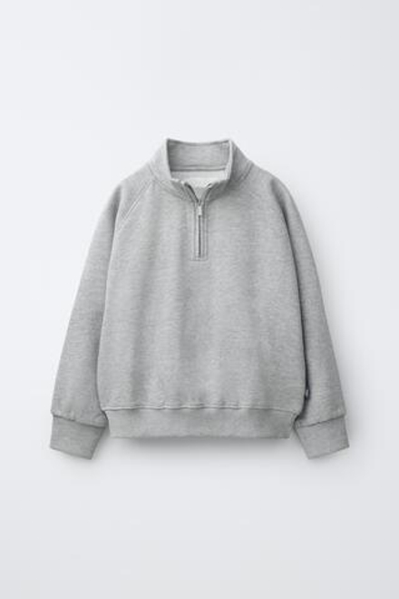 ZARA ОДНОТОННАЯ ТОЛСТОВКА С НАШИВКОЙ, СЕРЫЙ МЕЛАНЖ