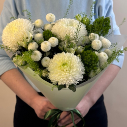Авторский букет «Жемчужная весна» (размер М)
