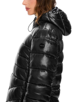 Marc-Cain-Ad_HerbstWinter-2024_900_XA-11.04-W77_5
