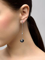 Серьги "long eye black" Silver