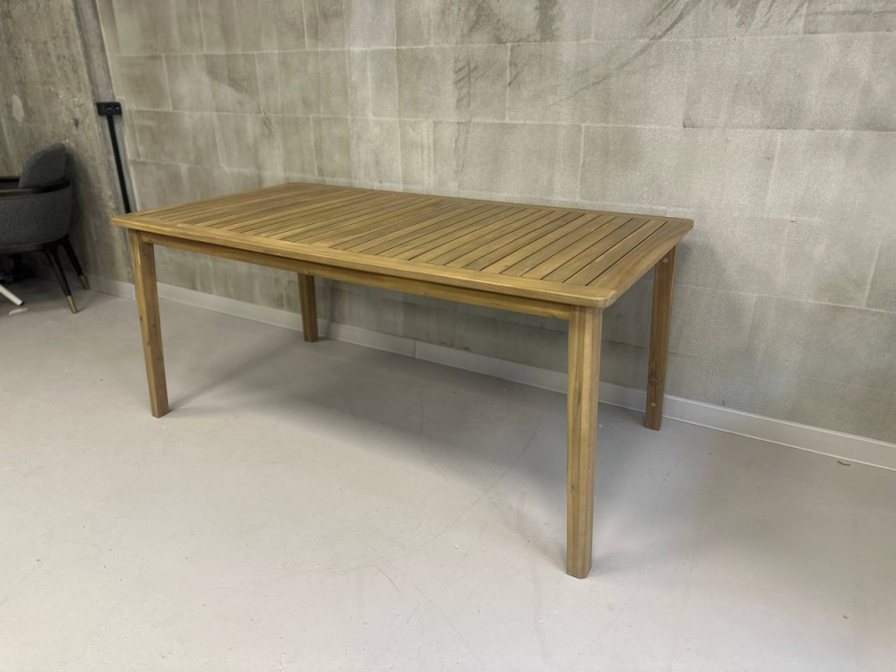 Стол деревянный обеденный Eloise