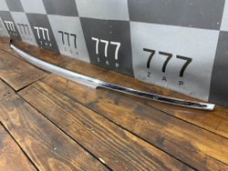 Накладка крышки багажника Mercedes GLS (X166) 19-нв Б/У Оригинал A1677430100