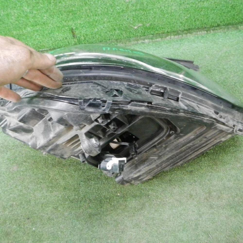 Фара правая Mercedes E W213 (2016-2021) LED (В пленке)