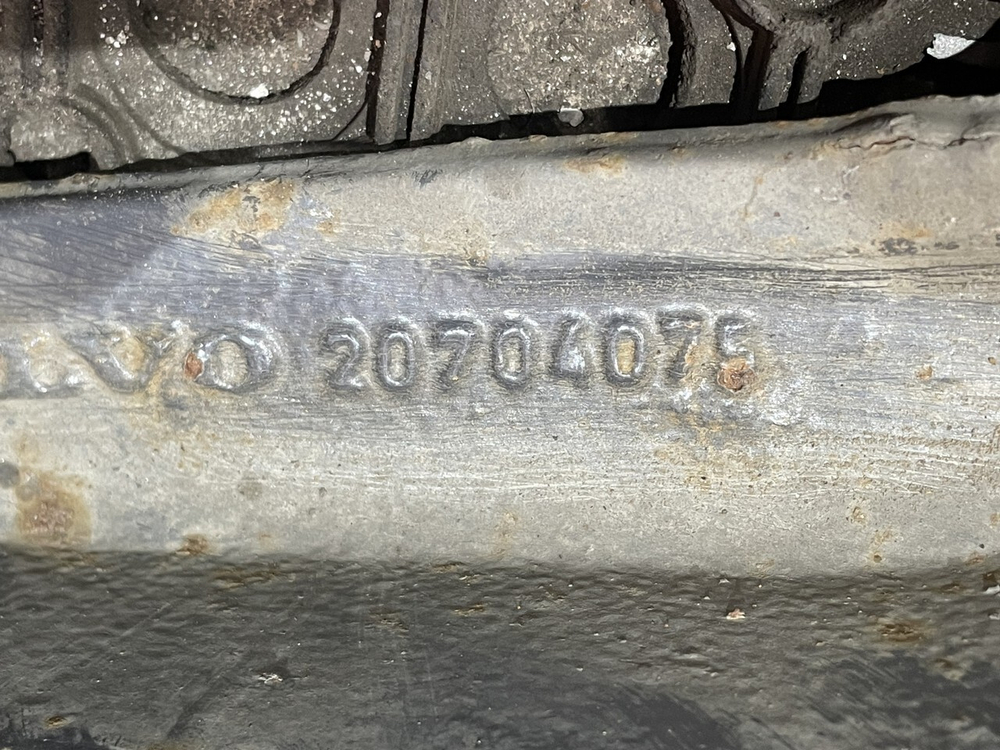 Кронштейн пневморессоры левый