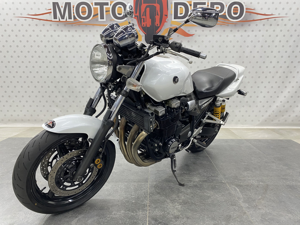 Yamaha XJR1300 , 2013