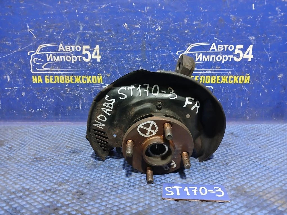 Ступица передняя правая TOYOTA CORONA 1990