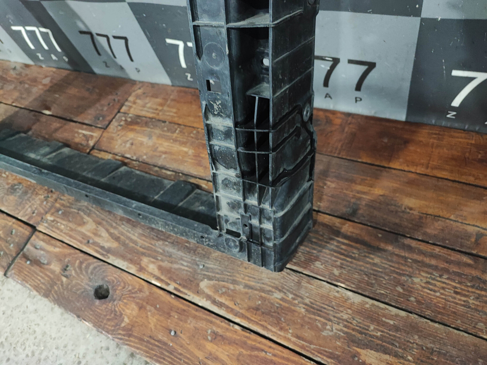 Панель передняя Rapid 2, Polo 6 20-нв Б/У Оригинал 60U805588E