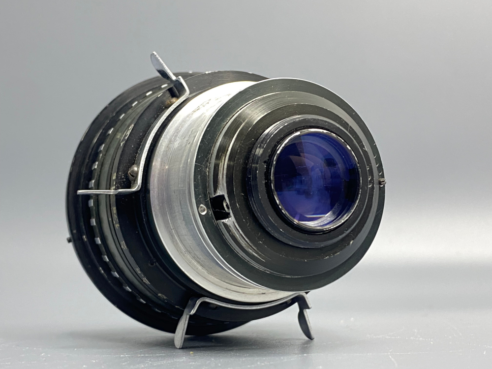 Окс4-28-1 2/28 Царапина на линзе