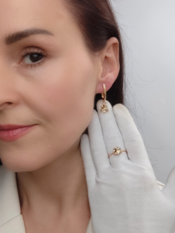 Кольцо Миражи тонкое с кристаллом Swarovski цвета шампань