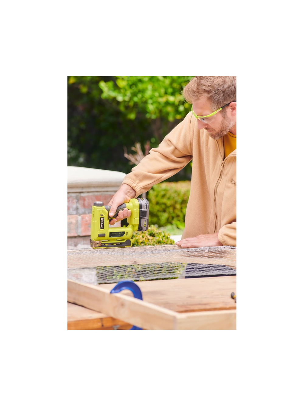 Аккумуляторный степлер Ryobi ONE+ R18ST50-0  без аккумулятора в комплекте 5133004496