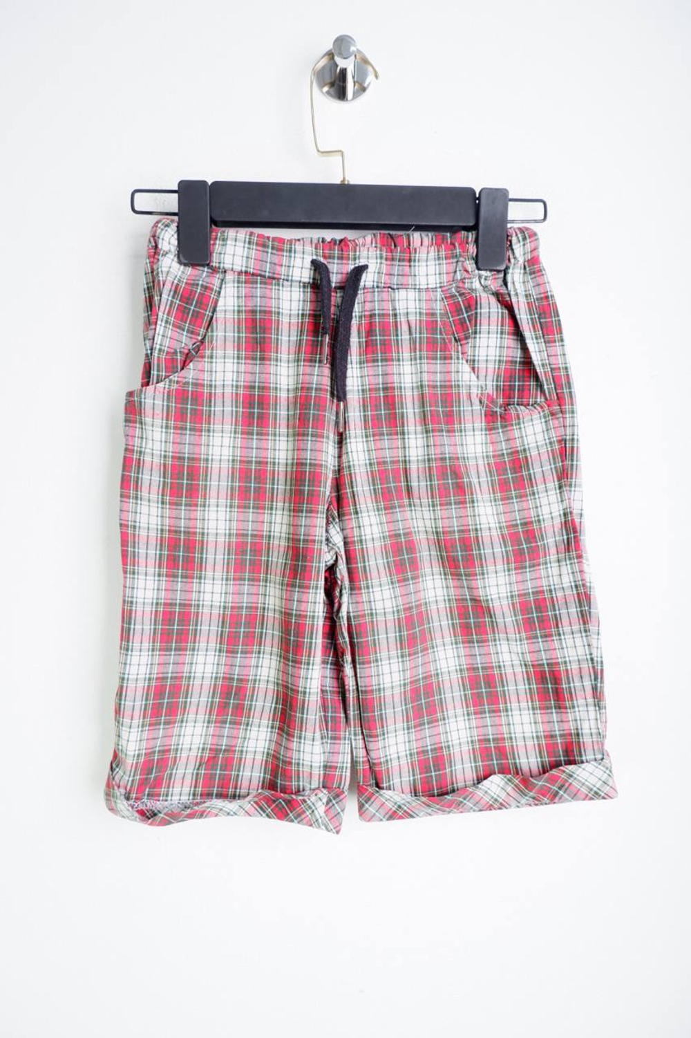 Шорты в клетку, визуально на 6/7 лет
