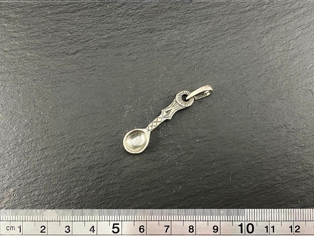 Подвеска. Ложка-загребушка