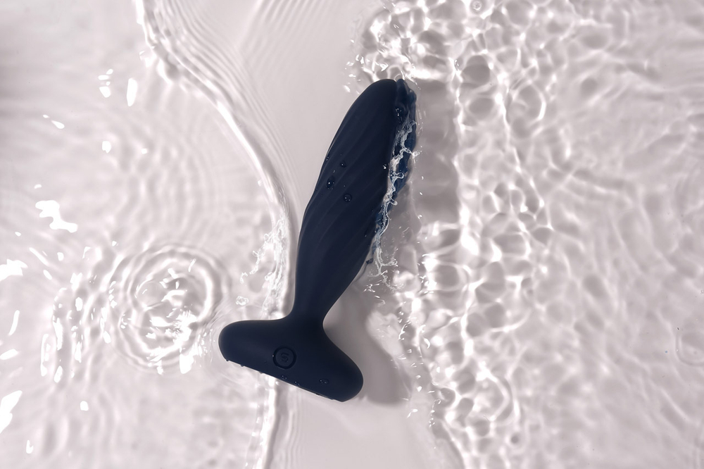 Анальная вибропробка с поступательными движениями Jordan Svakom