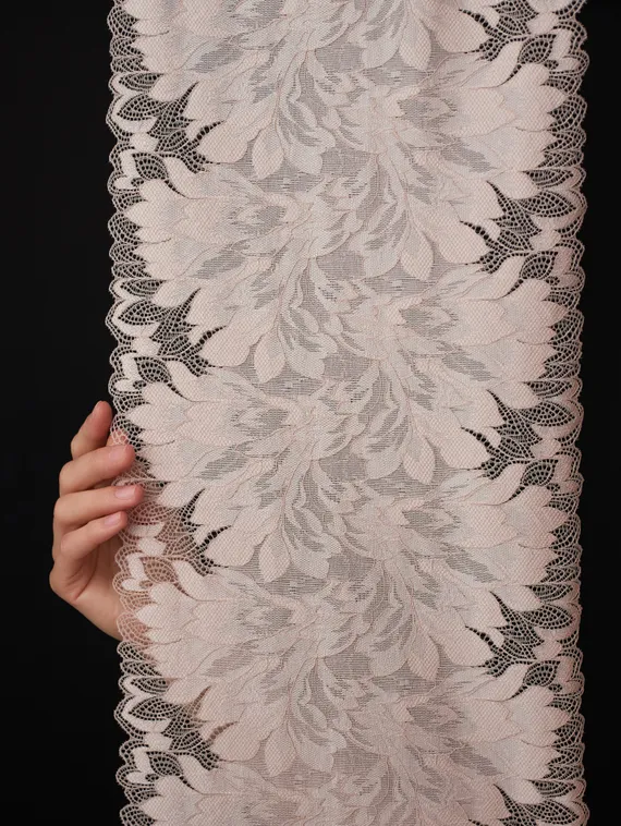 03-77 Кружево эластичное 24 см, бежевый