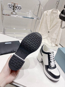 Ботинки Prada