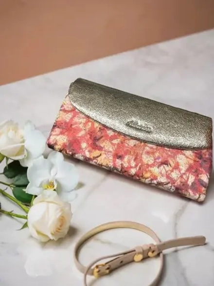 Компактный кошелек из лазерной натуральной кожи