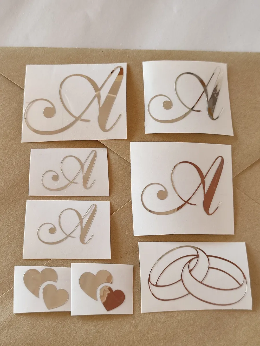 Наклейки свадебные буквы на бутылки и бокалы инициалы " А "