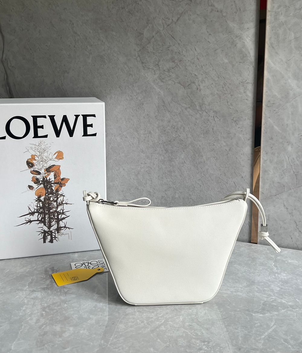 Loewe Mini Hammock Hobo 28 cm