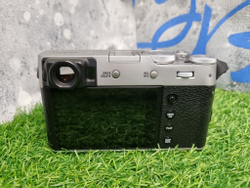 FujiFilm X100V Silver